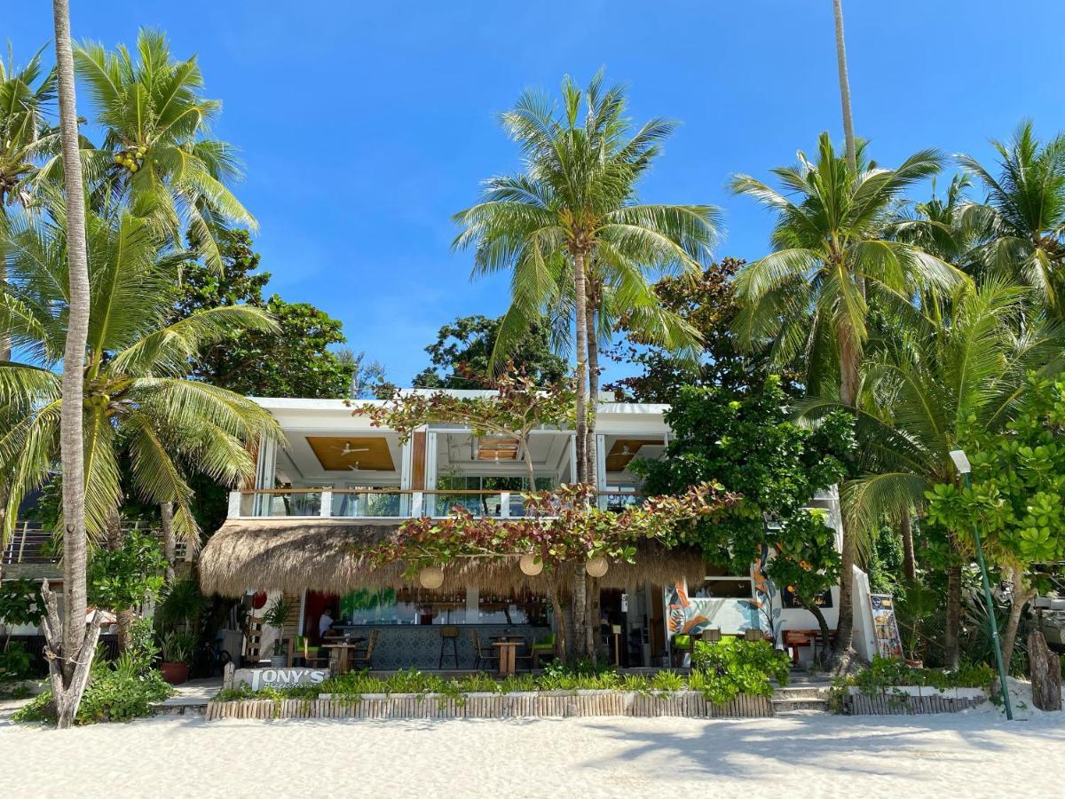 Jony'S Beach Resort Balabag  Eksteriør bilde